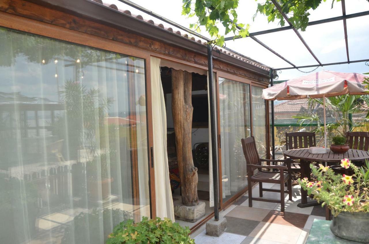 Guest House Amazonia Варна Экстерьер фото